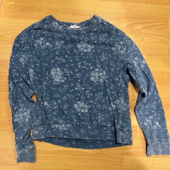 Tops - Floral Blue Long Sleeve Top